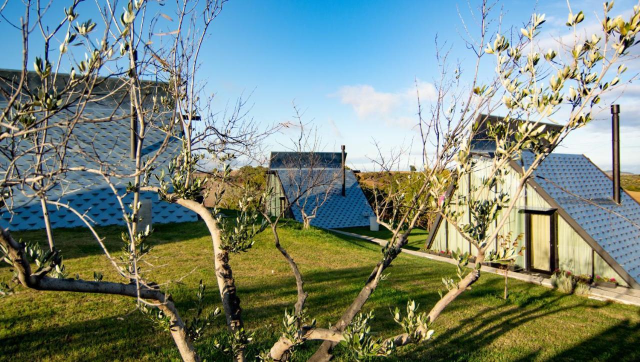 3 Hills Boutique - The Ranch Experience Hotel Trilofos Екстериор снимка