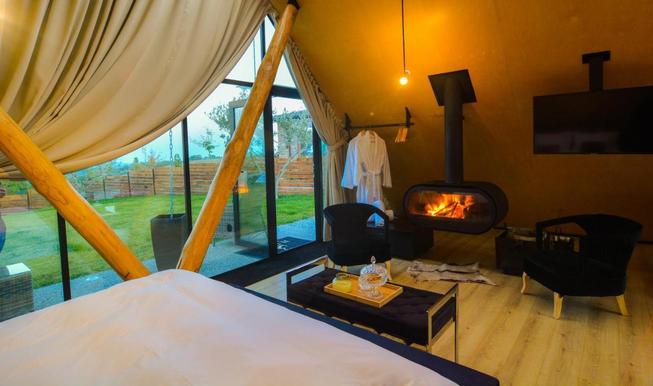 3 Hills Boutique - The Ranch Experience Hotel Trilofos Екстериор снимка
