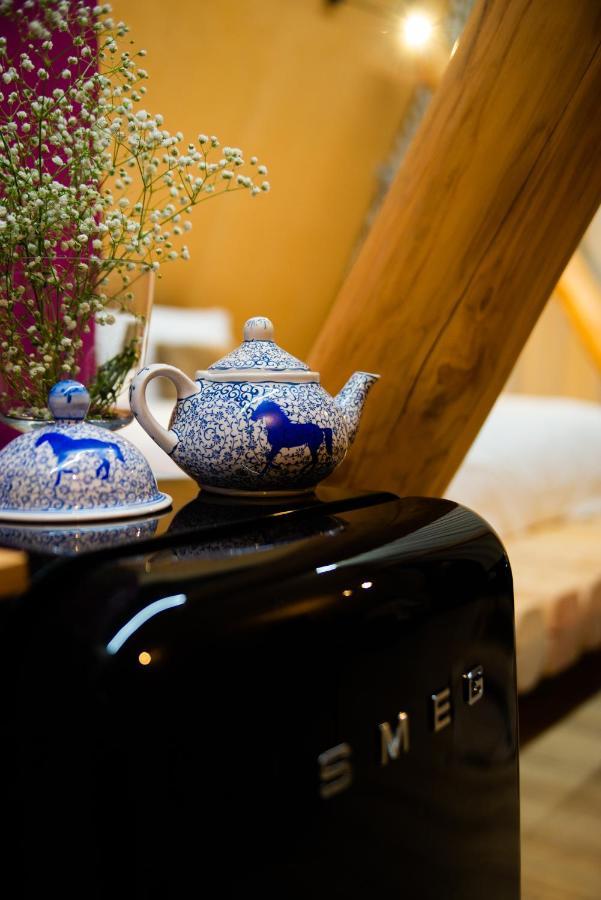 3 Hills Boutique - The Ranch Experience Hotel Trilofos Екстериор снимка